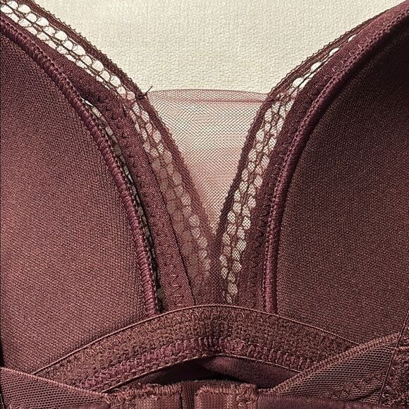 Auden Red Lace Wireless Bralette - Picture 11 of 11